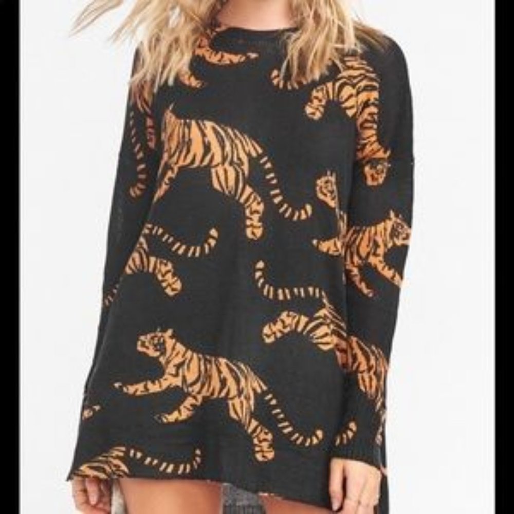 IN SEARCH OF: Show Me Your Mumu Tossed Tiger